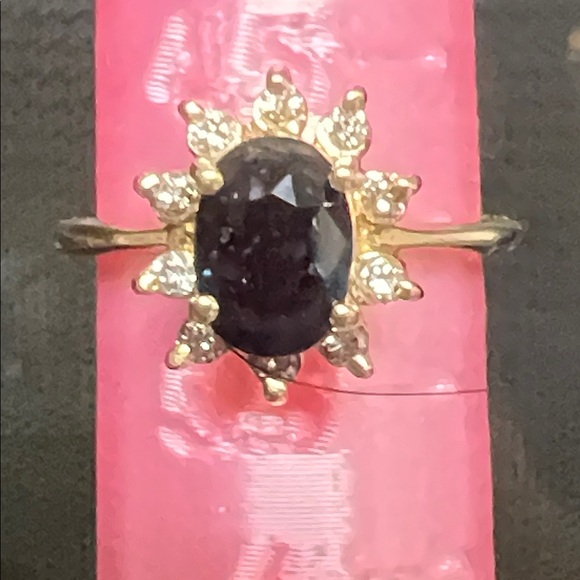 Jewelry - Elegant 14k Yellow Gold and Blue Sapphire Stone Ring